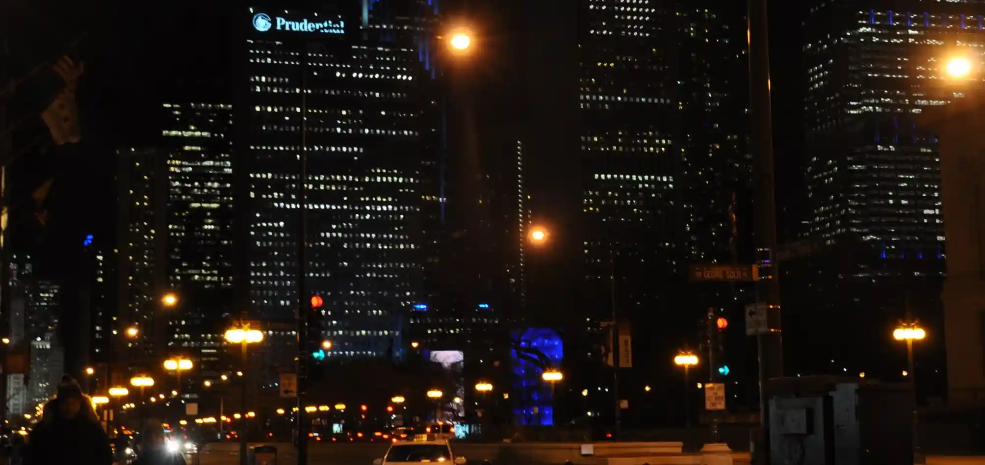 chicago picture at night